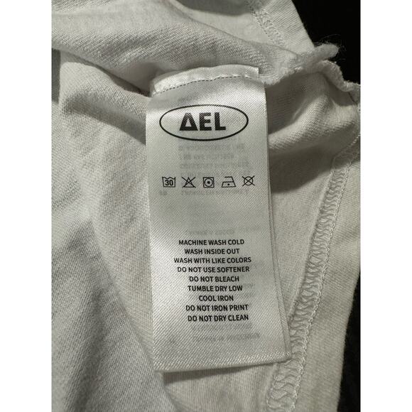 Aelfric Eden Twenty One Pilots Graphic Tee Space Size Medium White - Picture 6 of 11